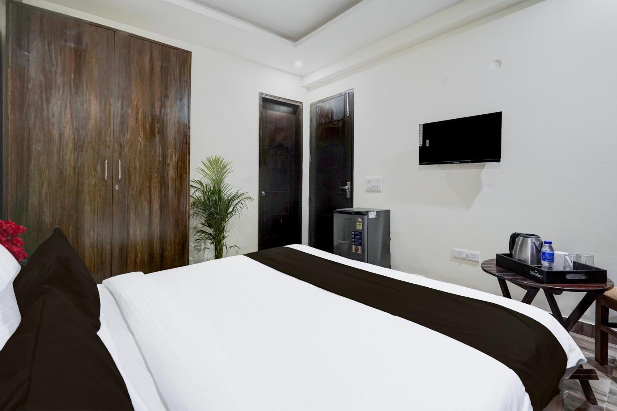 Townhouse Delight Inn Gurgaon Exterior foto