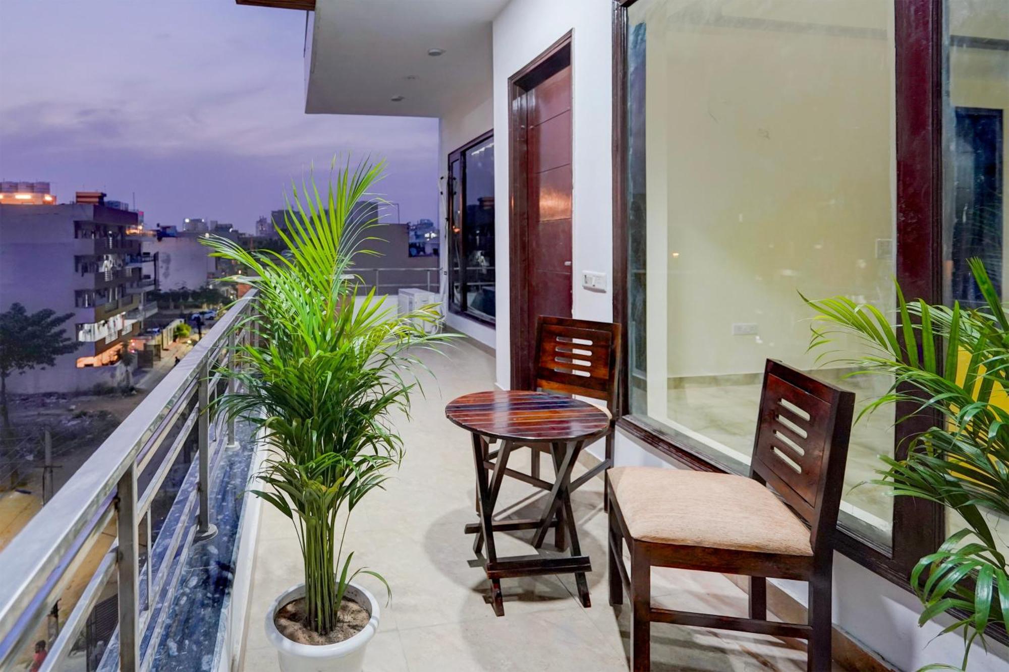 Townhouse Delight Inn Gurgaon Exterior foto