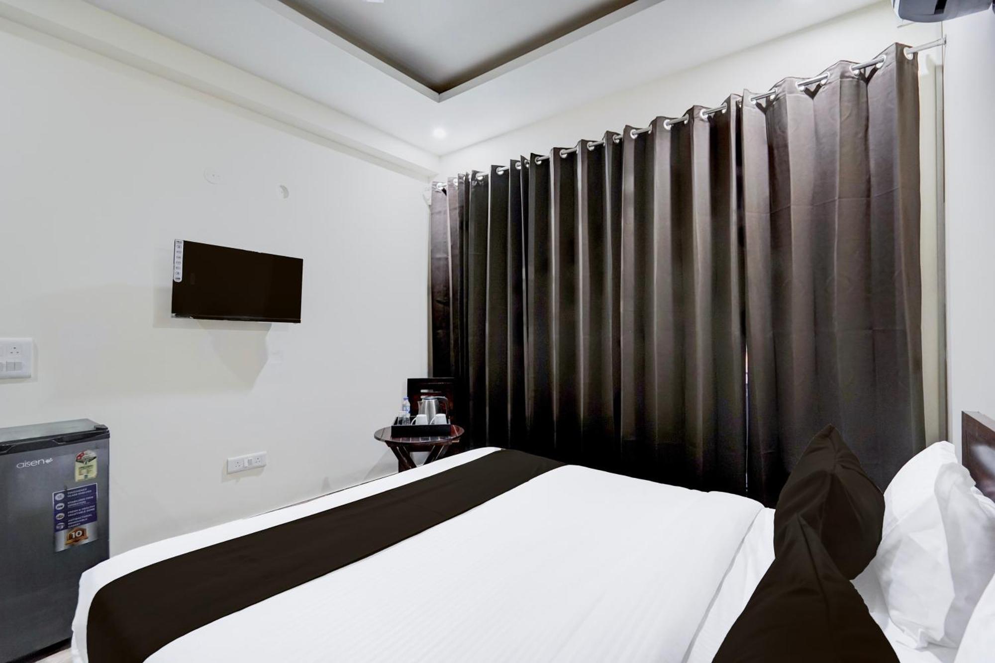 Townhouse Delight Inn Gurgaon Exterior foto